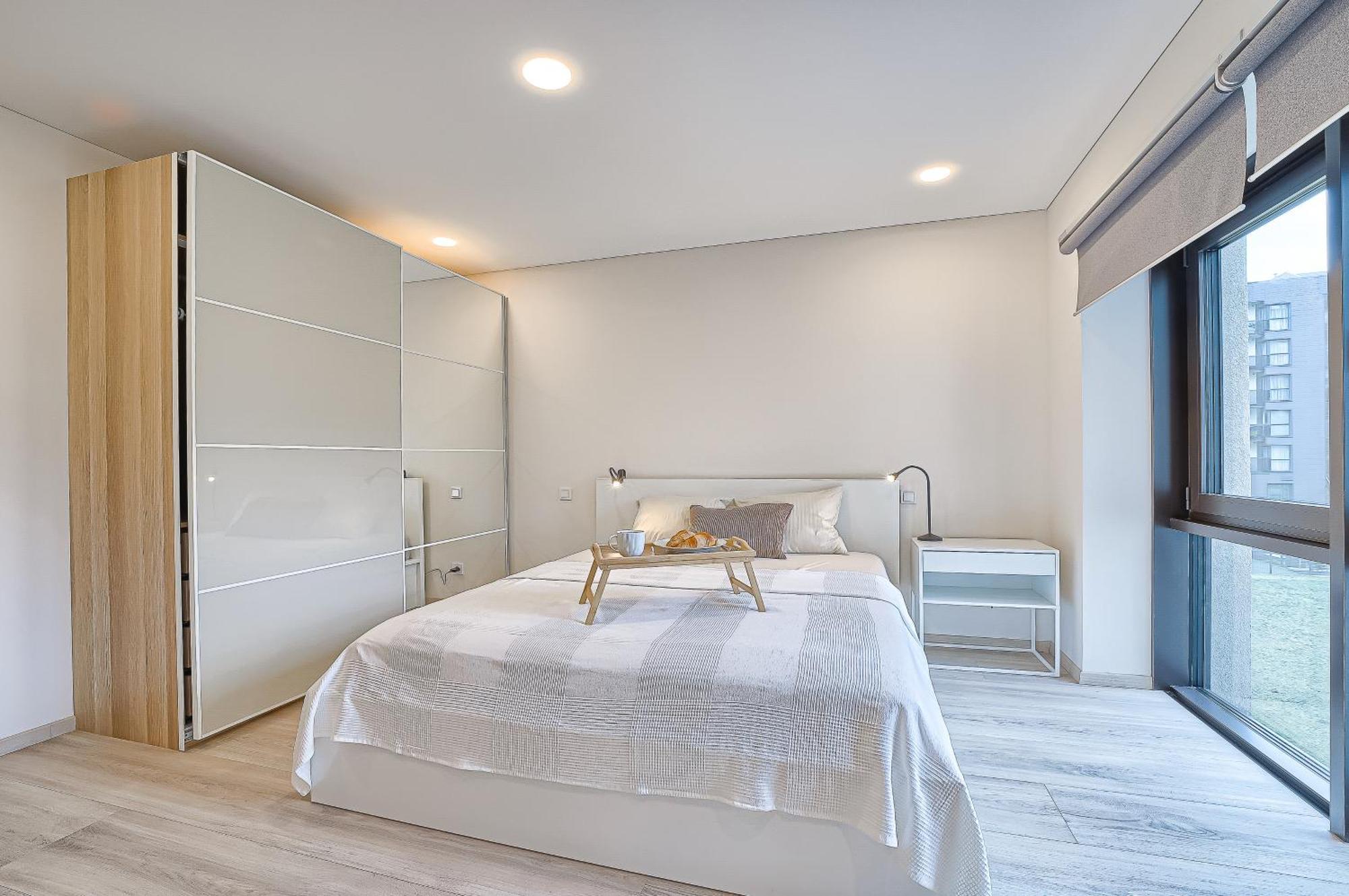 Business-Class Apartments 2 X Free Parking X Self Check In 24X7 VNO Kültér fotó